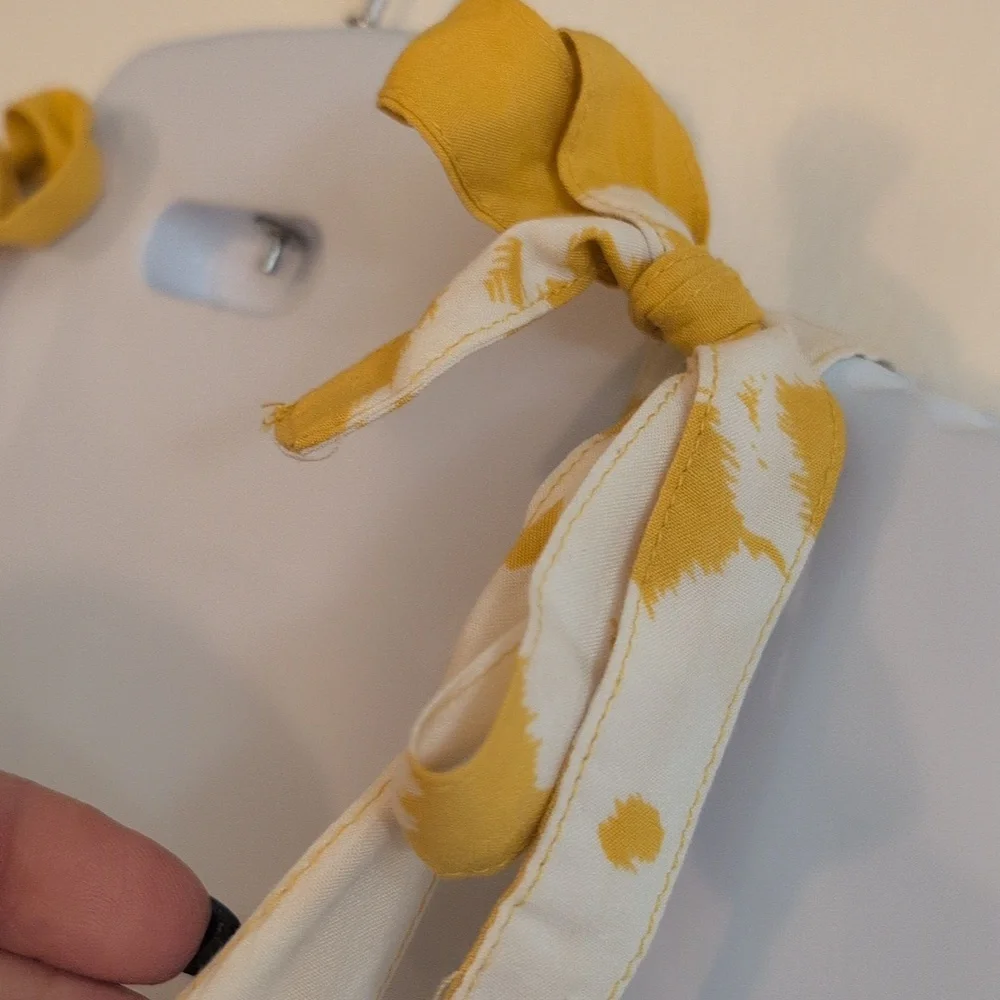 Yellow and White Floral Sundress with Tie Straps - Picture 8 of 15